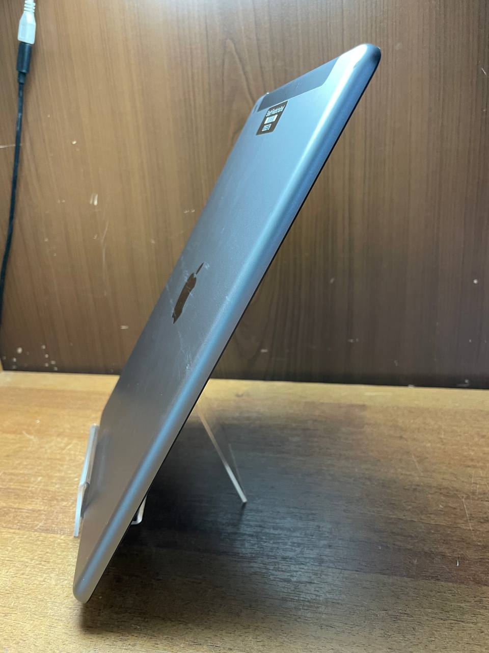 Планшет Apple iPad 6 (2018) 32GB Wi-Fi A1954- купити у Києві