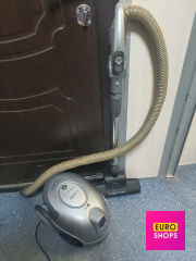 Пилосос LG C7361HT