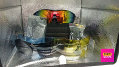 Захисні окуляри OAKLEY