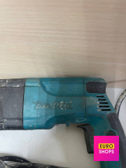 Перфоратор MAKITA HR2450
