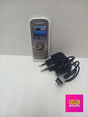 Кнопковий телефон Samsung E1200
