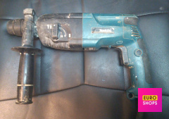 Перфоратор MAKITA HR 2440