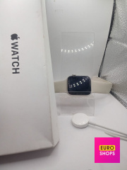Смарт-годинник Apple Watch SE2 44 mm