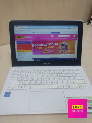 Ноутбук ASUS Intel Celeron  N3050/RAM2GB/SSD120GB