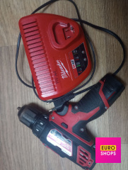 Акумуляторний дриль (шуруповерт) Milwaukee M12