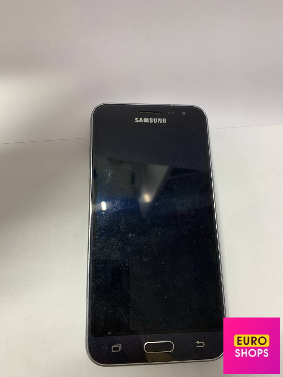 Смартфон Samsung GALAXY  J3 SM-J320H