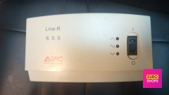Стабілізатор напруги APC Line-r 600