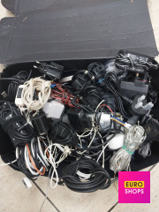 Набір зарядок та кабелів