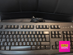 Комп'ютерна клавіатура Logitech 250