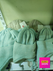 Набір шапок дитячих 6шт