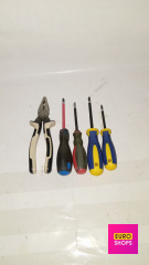 Набір інструментів 4 викрутки + Плоскогубці