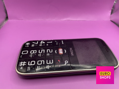 Кнопковий телефон Nomi i220