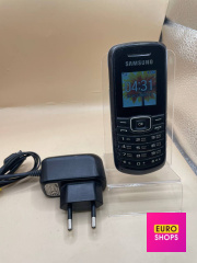 Кнопковий телефон Samsung E1080i
