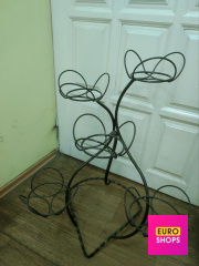 Кована підставка для вазонів