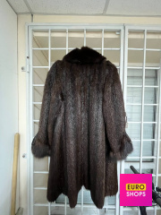 Шуба з  хутра  нутрії