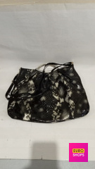 Сумка жіноча з металевими ручками