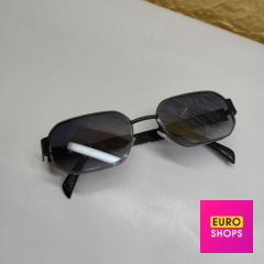 Сонцезахисні окуляри  @