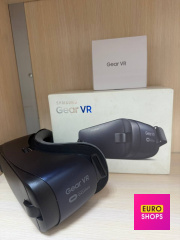 Окуляри-шолом віртуальної реальності Samsung Gear VR