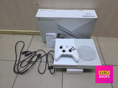 Ігрова приставка Microsoft Xbox One S 1TB (model 1681)