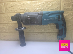 Перфоратор Makita HR2470
