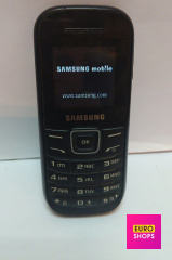 Кнопковий телефон Samsung GT-E1200