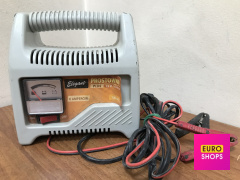 Автомобільний зарядний пристрій Elegant 100 440  12V 6A