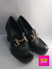 Жіночі туфлі зі золотистою фурнітурою 36р(чорні)