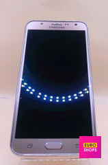 Смартфон Samsung Galaxy J7 J700 16GB
