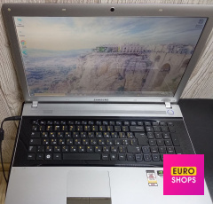 Ноутбук Samsung RV720 Core i3 2310M/RAM8GB/HDD500GB
