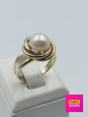 Золота каблучка 585° 3.18 г.