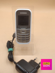 Кнопковий телефон Samsung E1200