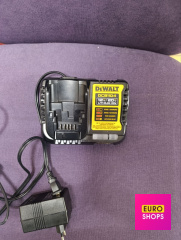 Зарядний пристрій DeWALT DCB1104